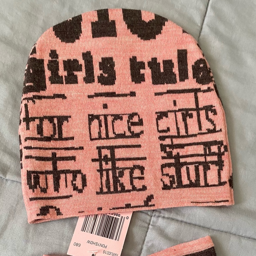 JUICY COUTURE Hat and Glove